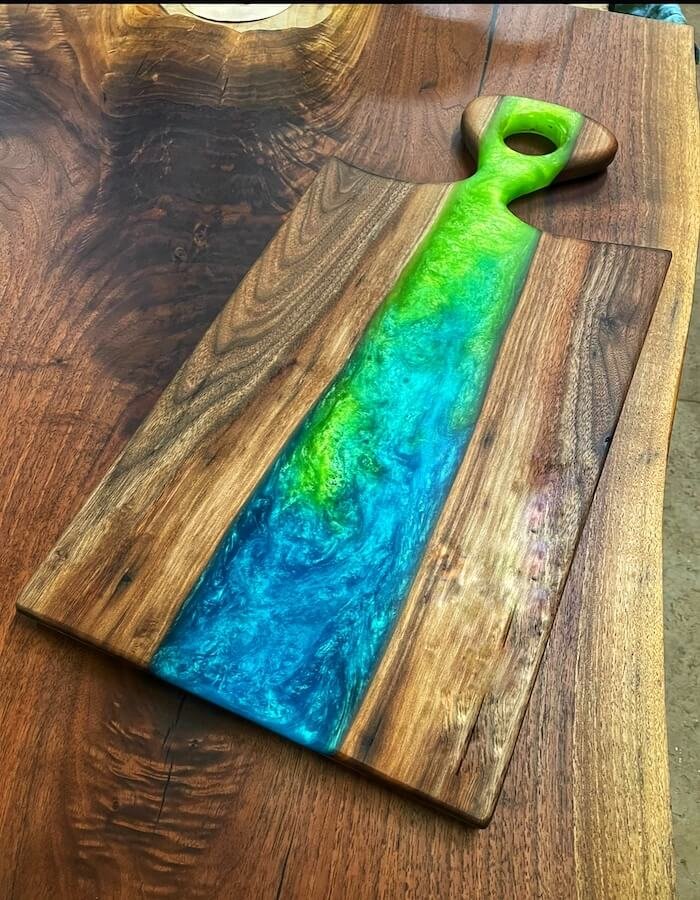 charcuterie board blue green epoxy